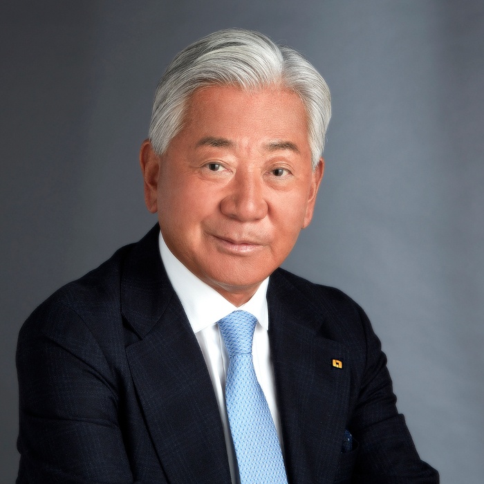 Mr. Hidetaka Yoshikawa, Takara Belmont Chairman & CEO.