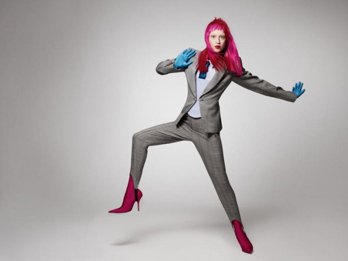 ColorZoom_LEKSI_SHOOT_01_242_V5-CMYK