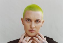 Wernisaż „Inkluzywność” U Fryzjerów